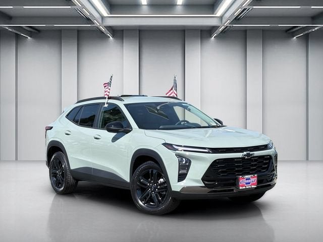2026 Chevrolet Trax ACTIV in Cacti Green — front three-quarter view